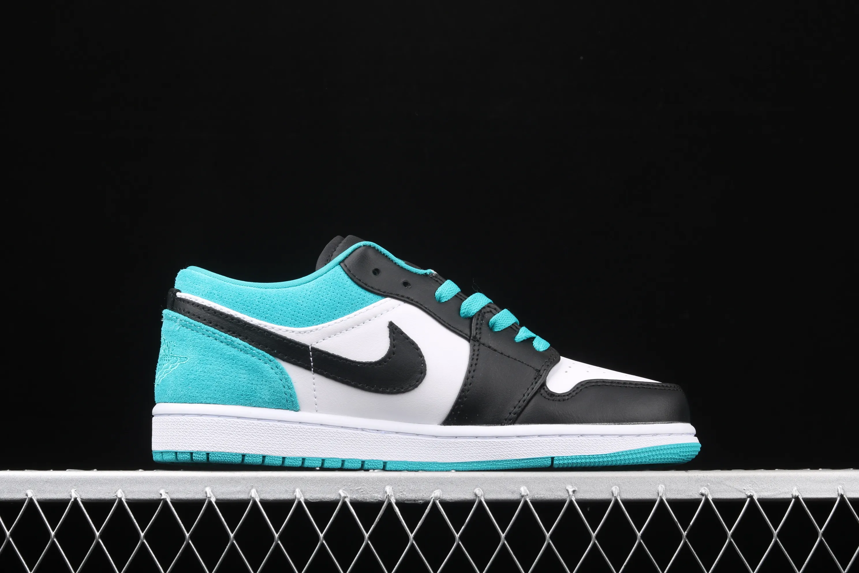 All categories Air Jordan Jordan series basketball shoes Air Jordan 1 Low Different versions Air Jordan 1 Low AJ1 Joe 1 first-layer low-top cultural and leisure sports sneakers CK3022-004